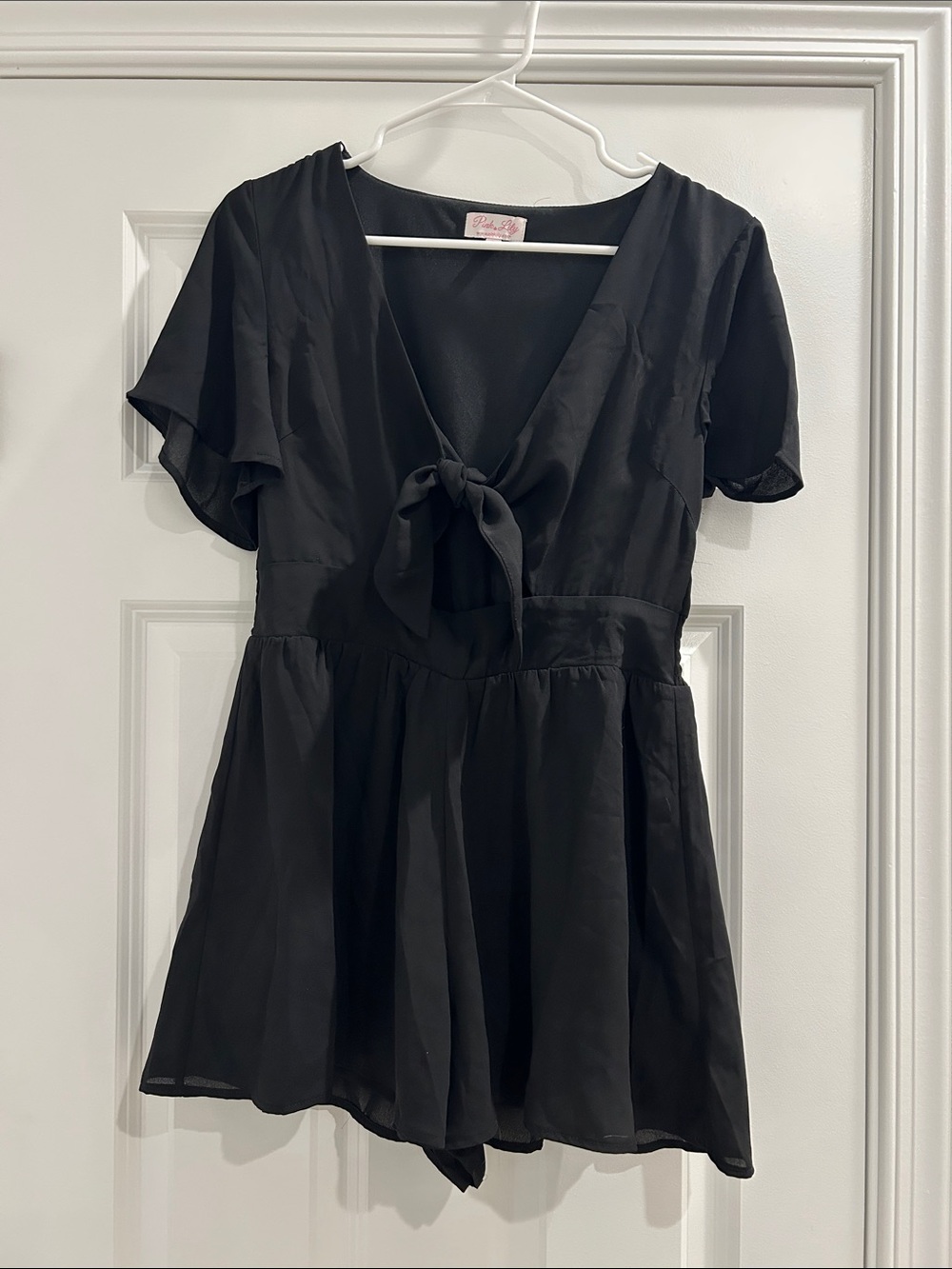 Pink Lily Tie-Front Women's Romper - Black